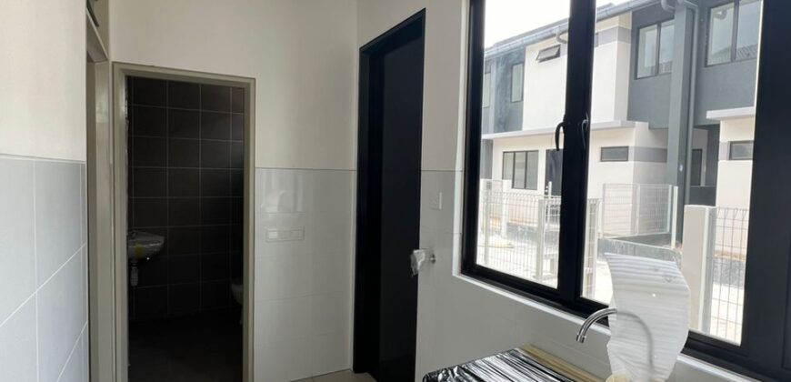 Brand New Nadira 3, Land 22 X 75ft Bandar Bukit Raja