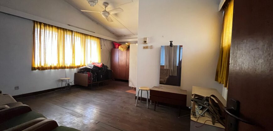 1.5 storey Bungalow Seksyen 11, Petaling Jaya