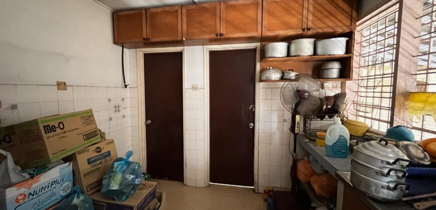 1.5 storey Bungalow Seksyen 11, Petaling Jaya