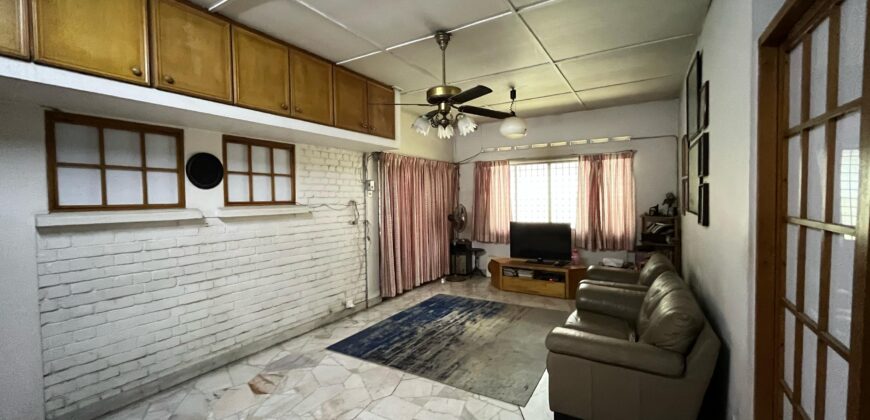 1.5 storey Bungalow Seksyen 11, Petaling Jaya