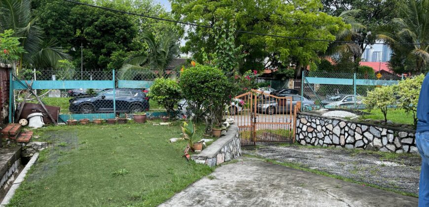 1.5 storey Bungalow Seksyen 11, Petaling Jaya