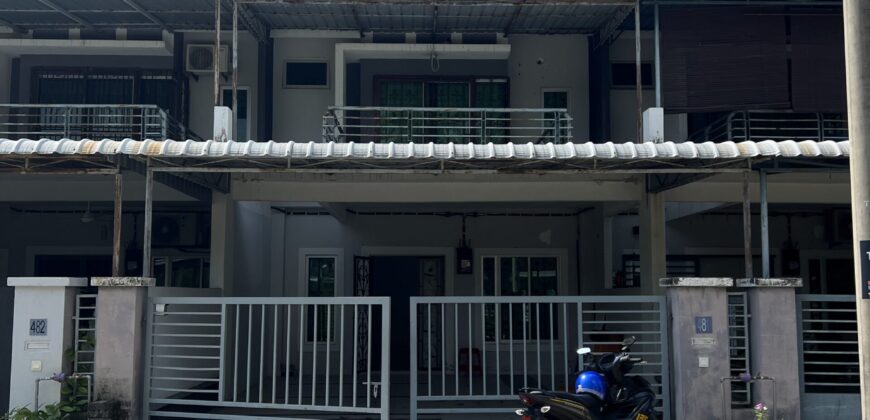 Double Storey Terrace Nusari Aman 1, Bandar Sri Sendayan for sale