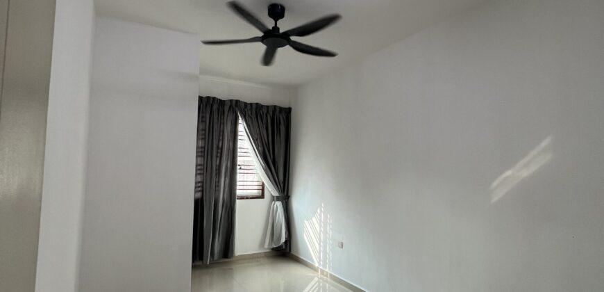 Double Storey Terrace Nusari Aman 1, Bandar Sri Sendayan for sale