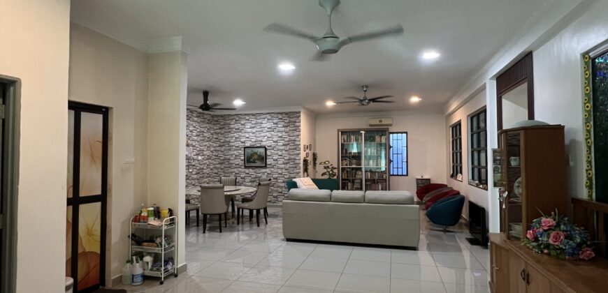 Corner Bungalow 1.5 Sty Bandar Warisan Puteri Seremban for Sale