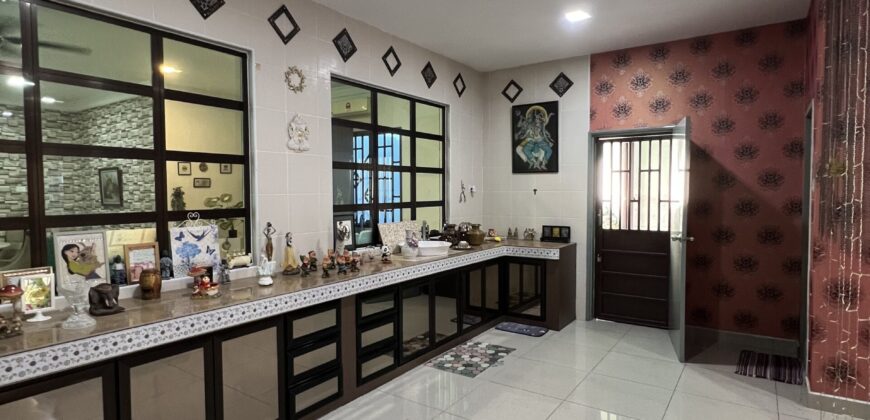 Corner Bungalow 1.5 Sty Bandar Warisan Puteri Seremban for Sale